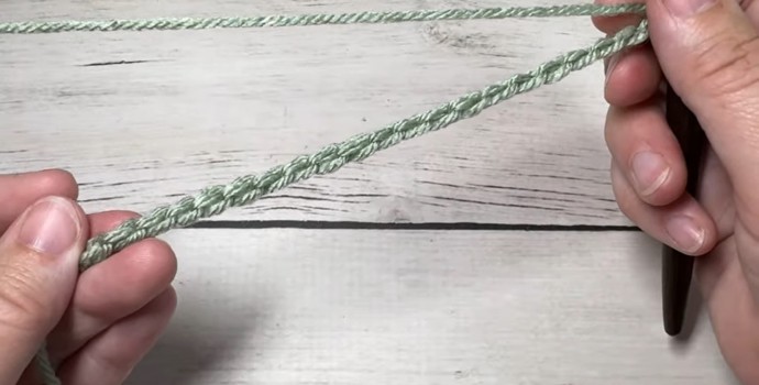 How to Crochet the Chain Waves Stitch Photo Tutorial