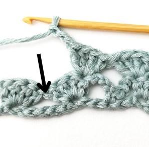 The Lacy Zigzag Fan Crochet Stitch Photo Tutorial