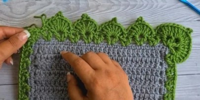 Crochet Leaf Stitch Border Photo Tutorial