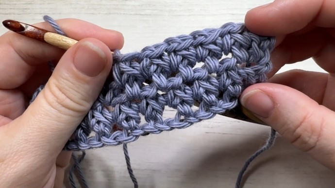 How to Crochet the Modified Moss Stitch Photo Tutorial