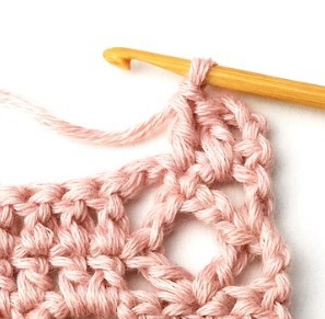 The Diagonal Diamond and Square Crochet Stitch Photo Tutorial