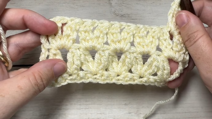 How to Crochet the Triple Cluster V-Stitch Photo Tutorial