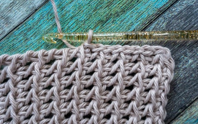 How to Crochet the Tunisian Yarn Over Lace Stitch Photo Tutorial