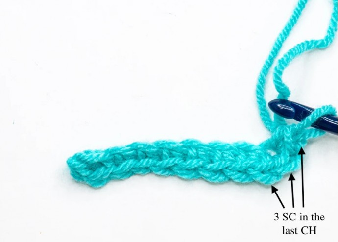 How to Crochet on Both Sides of a Foundation Chain Tutorial