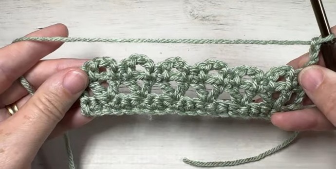 How to Crochet the Chain Waves Stitch Photo Tutorial