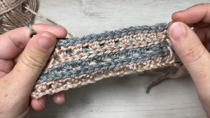 How to Crochet the Rail Stitch Photo Tutorial