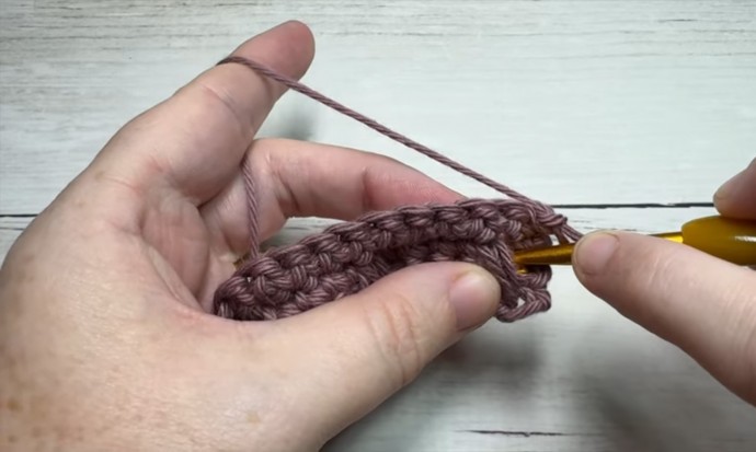 How to Crochet the Field Stitch Photo Tutorial