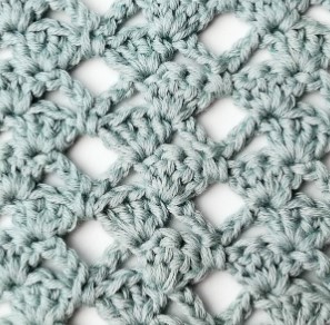 The Lacy Zigzag Fan Crochet Stitch Photo Tutorial