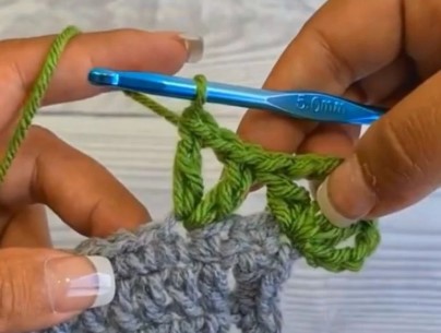 Crochet Leaf Stitch Border Photo Tutorial