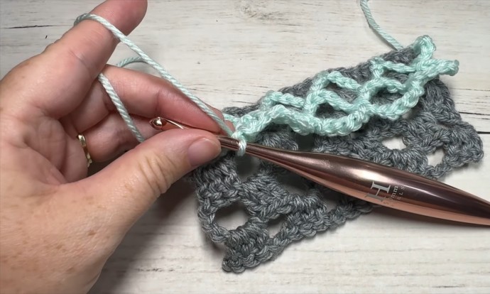 Double Sided Mesh Crochet Stitch Photo Tutorial