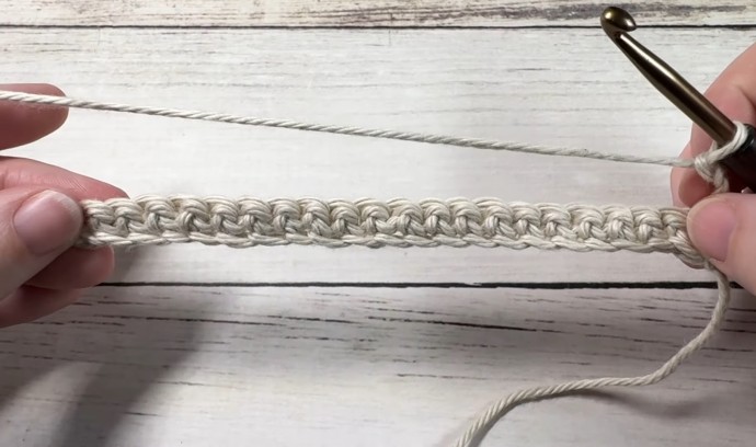 How to Crochet the Flutter Stitch Photo Tutorial